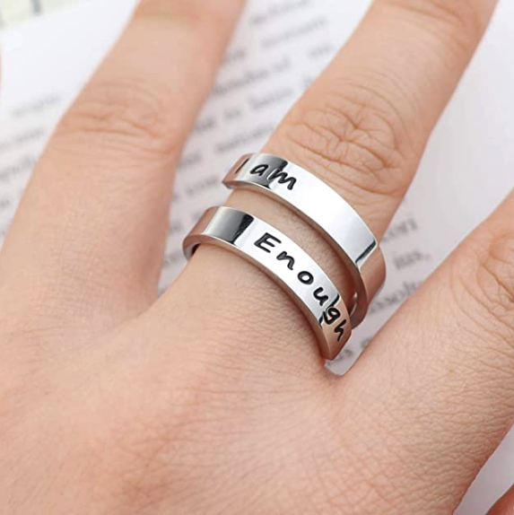 no-repeat center / cover
url('https://cdn.shopify.com/s/files/1/0933/9276/5270/files/zilver.jpg?v=1773920609')