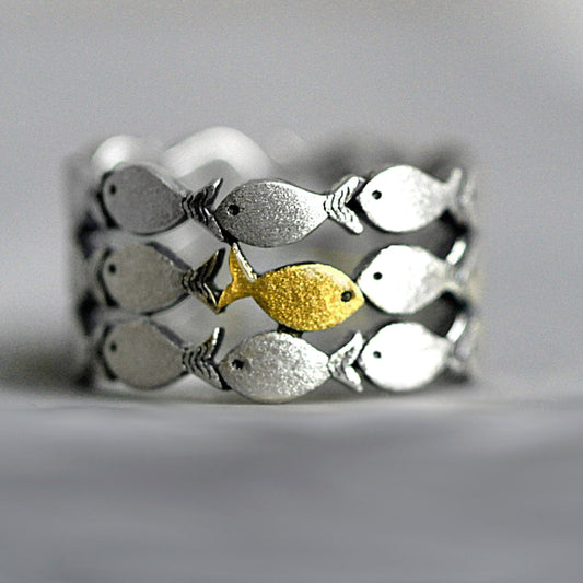 no-repeat center / cover
url('https://cdn.shopify.com/s/files/1/0933/9276/5270/files/zilver.jpg?v=1773920609')