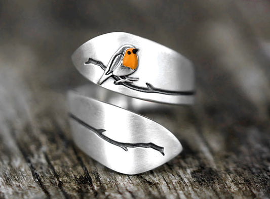 no-repeat center / cover
url('https://cdn.shopify.com/s/files/1/0933/9276/5270/files/zilver.jpg?v=1773920609')